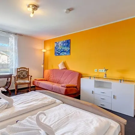Pension Zur Klause, Ferienzimmer 6 מלון הרינגסדורף